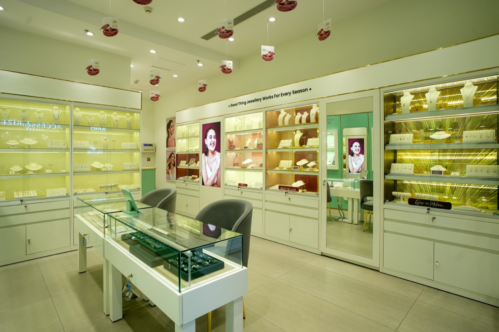 GIVA storefront
